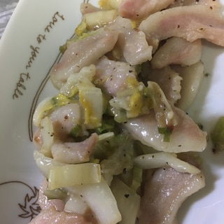 豚トロと白菜の炒め物